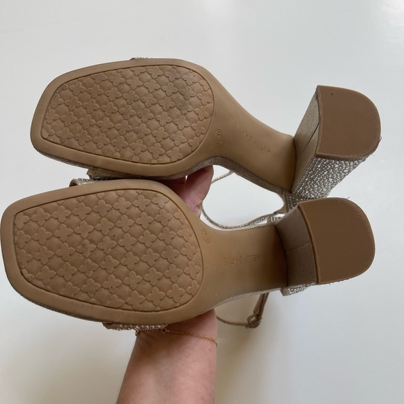 KELLY & KATIE Caital Sandal Light Gold Rhinestones 8.5 - Picture 9 of 11